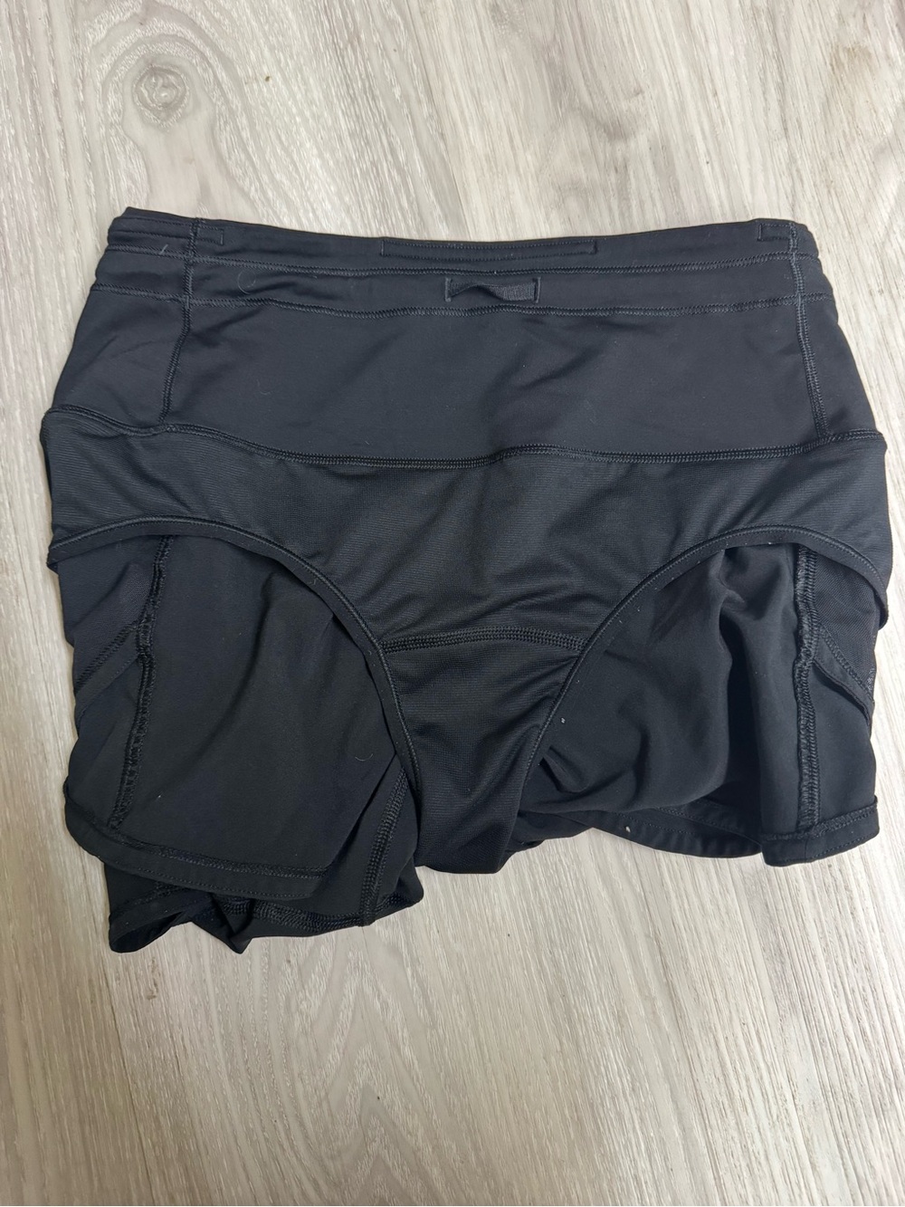 LULULEMON | Black Speed Up High-Rise Running Shorts | Inseam 4” | 2023 | Size 2 - Picture 8 of 10